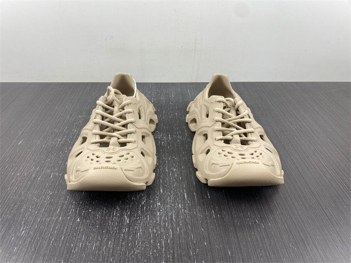 Ba*len*cia*ga hd lace up beige 702421w3ces9300