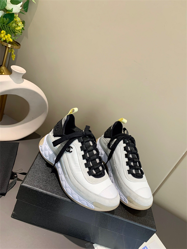 Chanal Sneakers