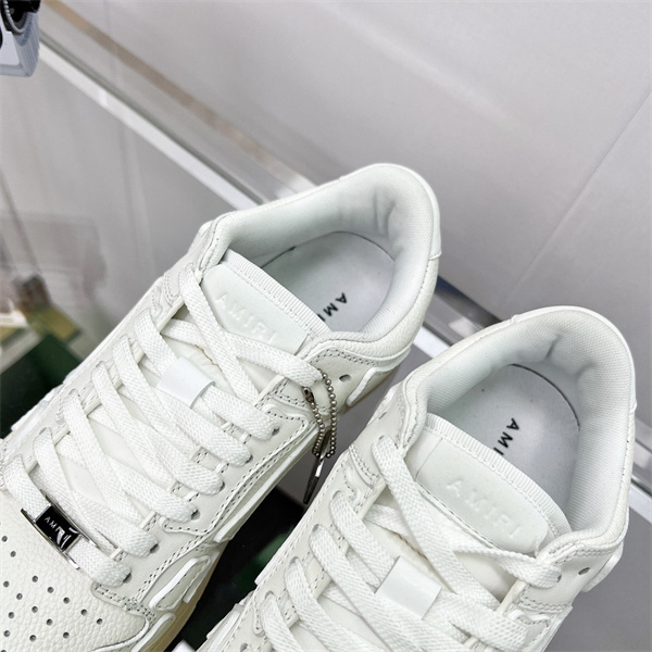 AMIR1 SNEAKERS