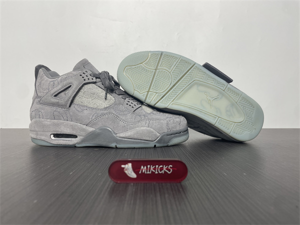 Jordan 4 Retro Kaws 930155-003