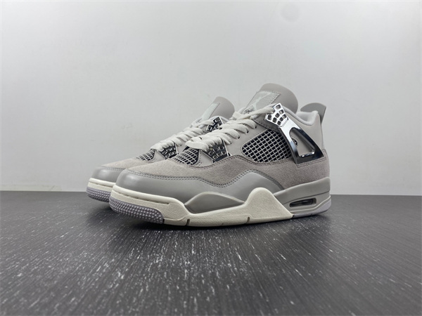 Jordan 4 Retro Frozen Moments AQ9129-001