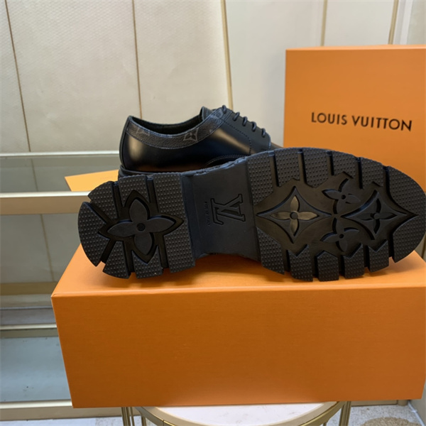 Lv Loafer 003
