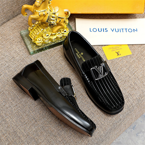Lv Loafer 019