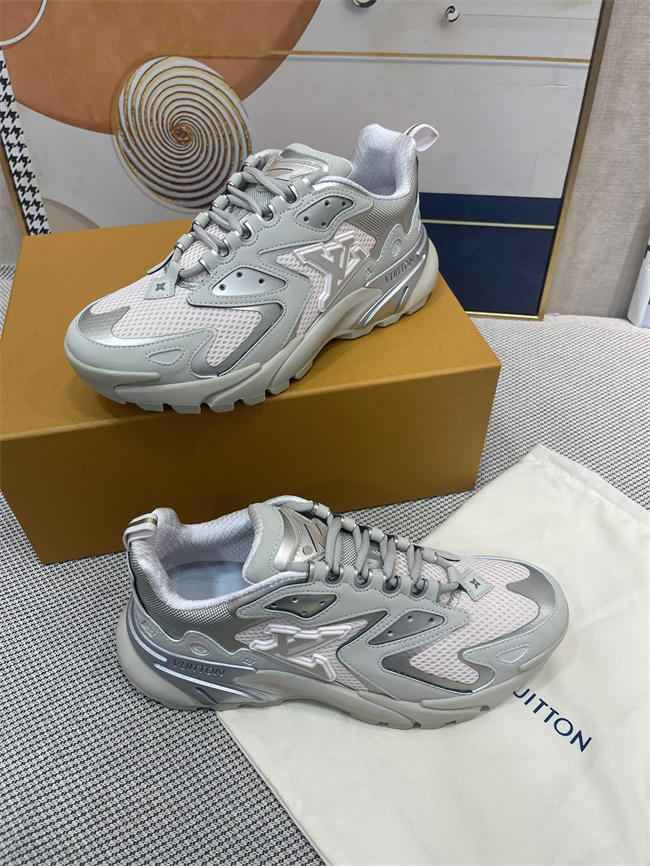Lv Runner Sneaker 56