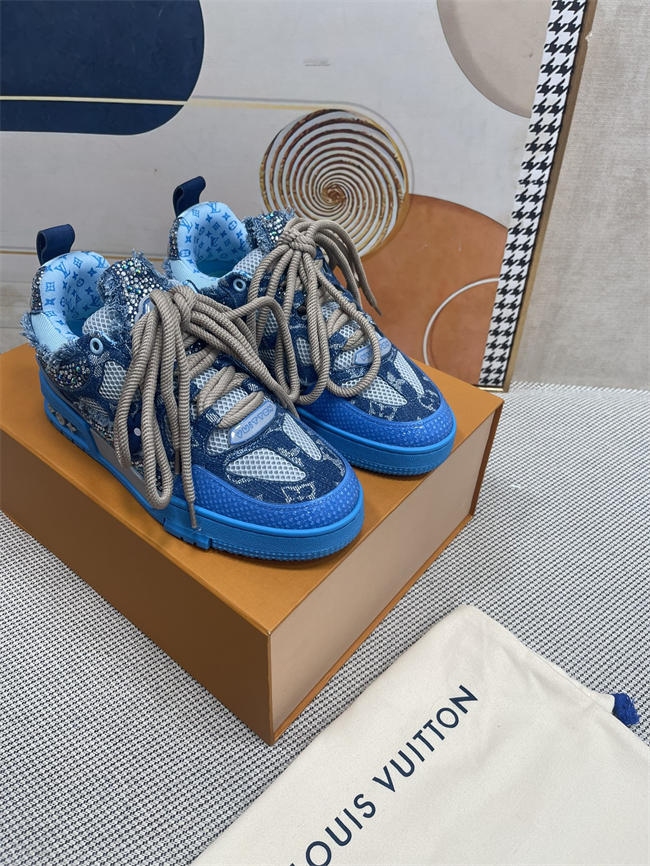 Lv Trainer Sneaker 83
