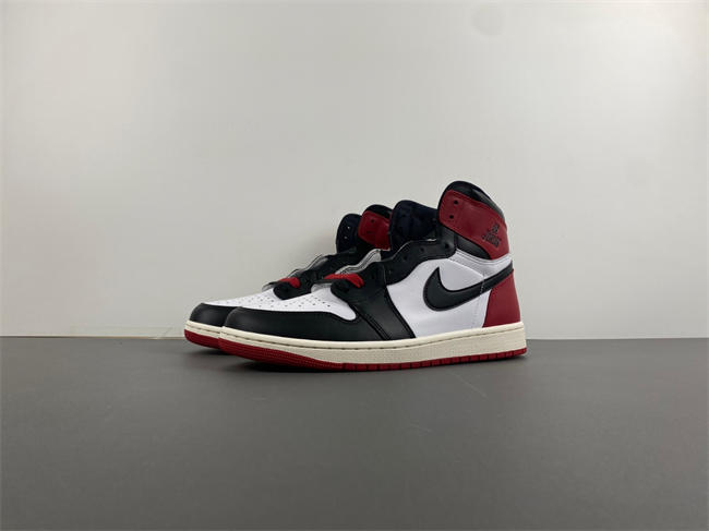 Air Jordan 1 High OG 