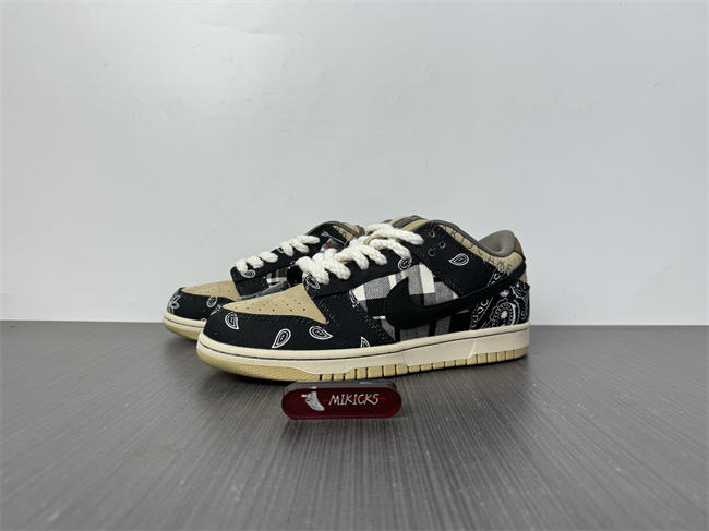 Nike SB Dunk Low Travis Scott CT5053-001